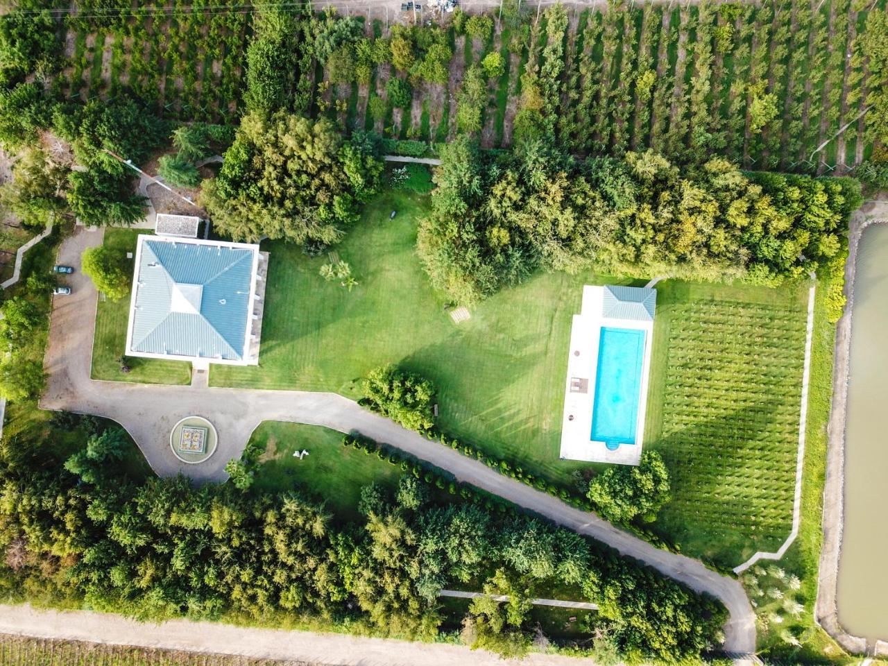 Estancia Mendoza Wine Hotel Тунуян Екстер'єр фото