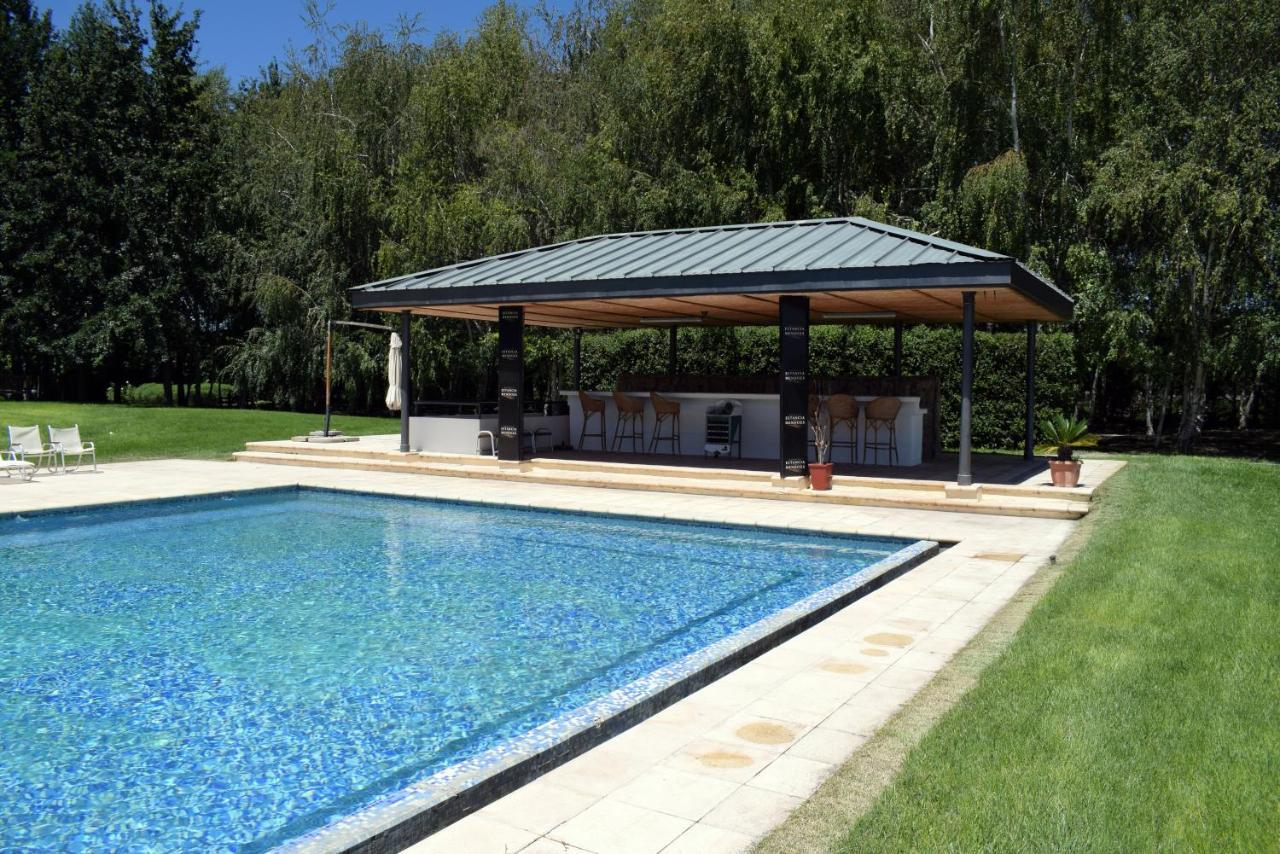 Estancia Mendoza Wine Hotel Тунуян Екстер'єр фото